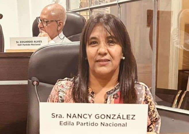 Edila González de lista 450 reclama contenedores para Barrio Artigas